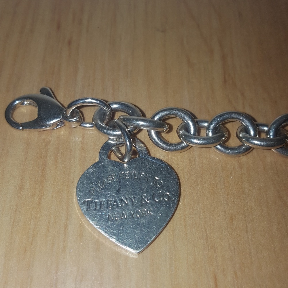 Return to Tiffany & Co. Heart Tag Charm Bracelet